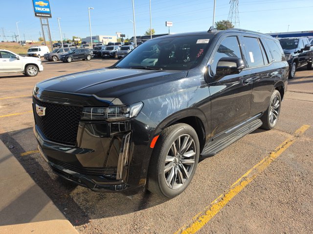 Used 2022 Cadillac Escalade Sport w/ Touring Package AWD/4WD image 8