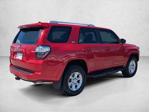 Certified 2018 Toyota 4Runner SR5 AWD/4WD image 5