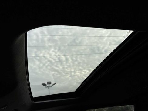 Used 2023 GMC Sierra 1500 Denali Ultimate image 19