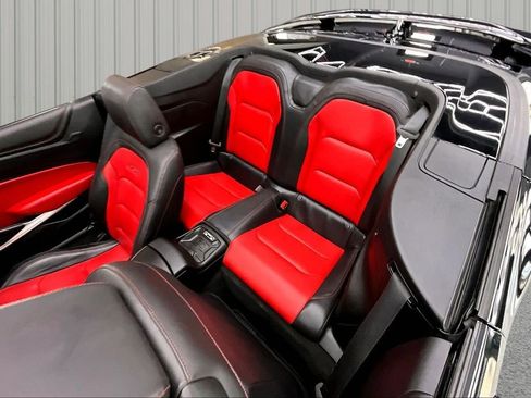 Used 2018 Chevrolet Camaro SS RWD image 22