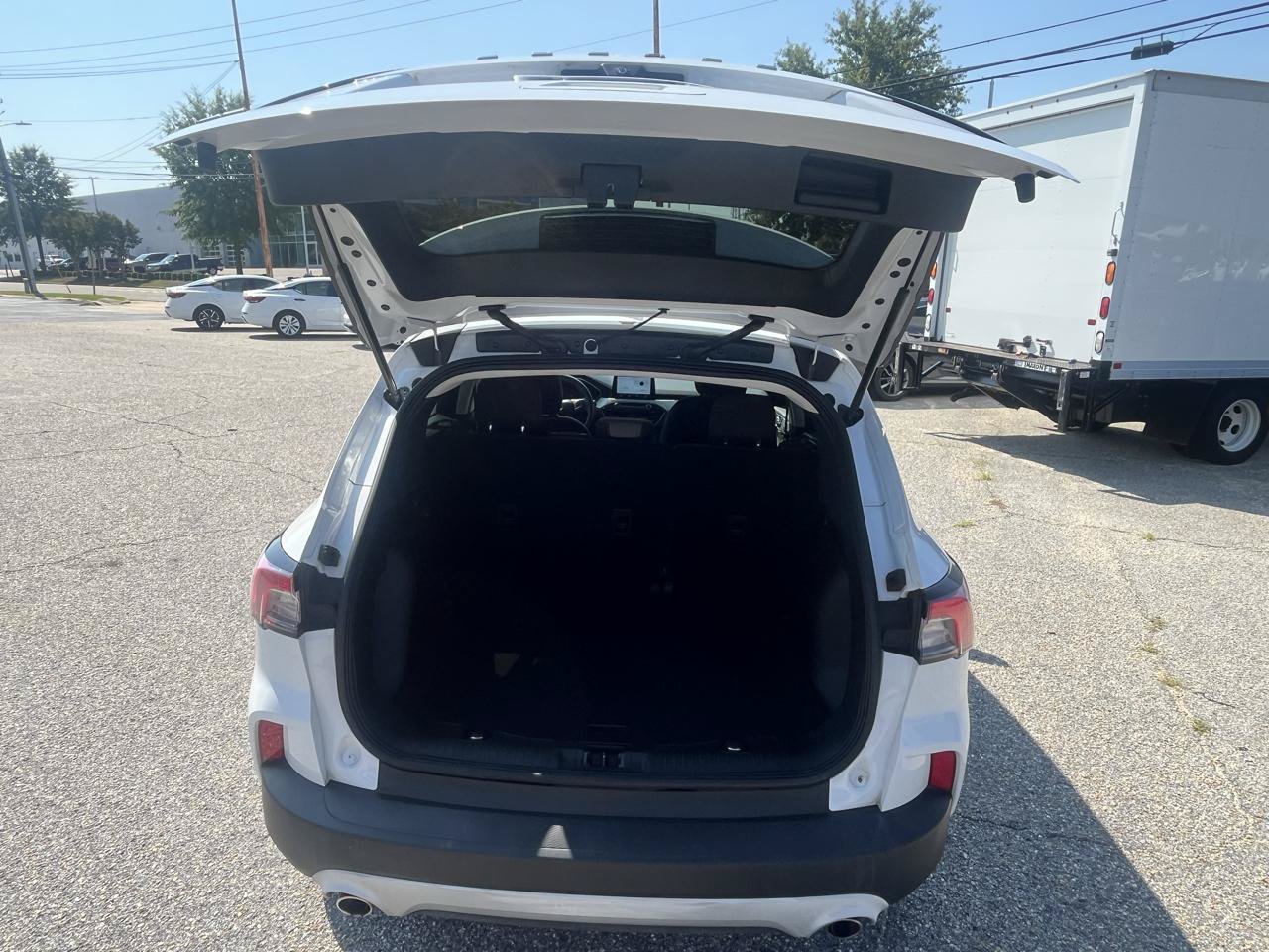 Used 2021 Ford Escape SE FWD image 21