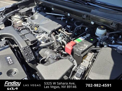 Used 2020 Toyota RAV4 Limited AWD/4WD image 21