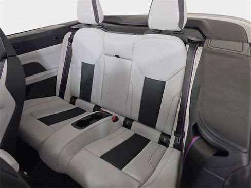 Used 2022 BMW M4 xDrive Competition w/ Executive Package image 16