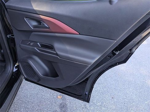 New 2025 Chevrolet Equinox EV RS image 33