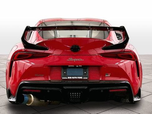 Used 2020 Toyota Supra w/ Driver Assist Package RWD image 5