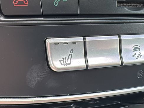 Used 2017 Mercedes-Benz GLS 450 4MATIC image 34