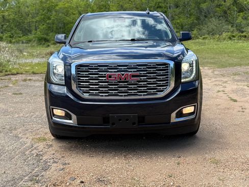 Used 2018 GMC Yukon Denali image 8