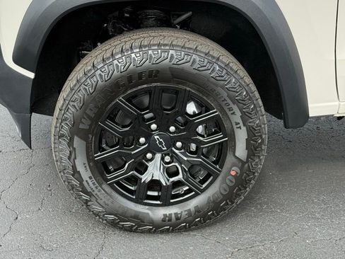 New 2026 Chevrolet Colorado Trail Boss AWD/4WD image 6