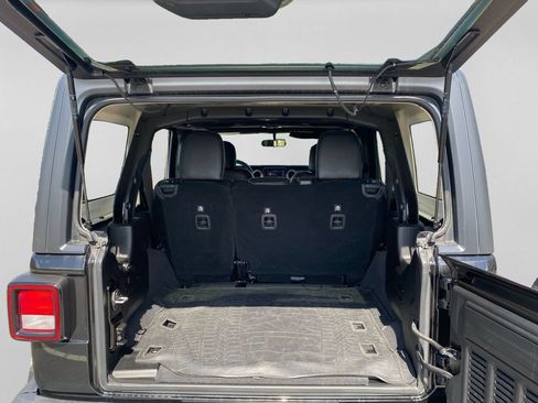 Used 2021 Jeep Wrangler Unlimited Sahara AWD/4WD image 24