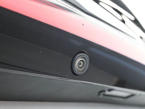 Used 2023 Chrysler Pacifica Touring-L FWD image 37