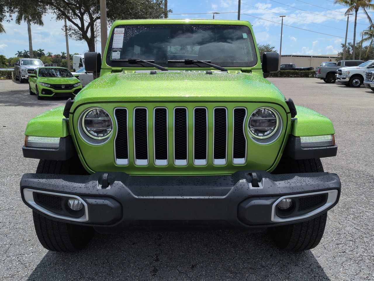 Used 2019 Jeep Wrangler Unlimited Sahara AWD/4WD image 3