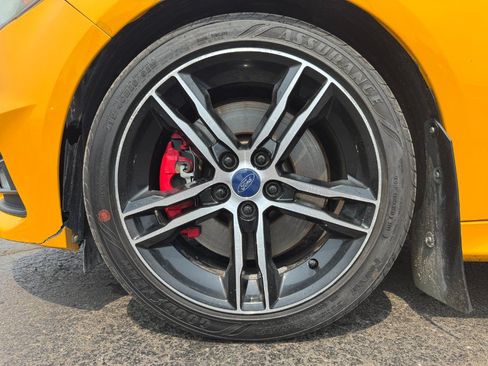 Used 2015 Ford Focus ST FWD image 13