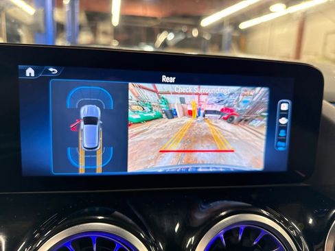 Certified 2025 Mercedes-Benz GLA 250 4MATIC image 20