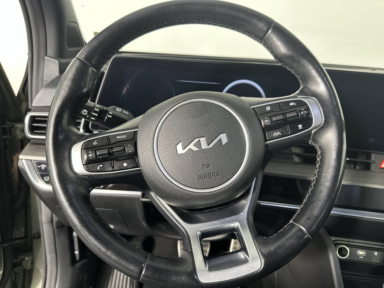 Used 2024 Kia Sportage X-Pro AWD/4WD image 11