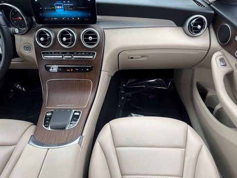 Used 2022 Mercedes-Benz GLC 300 4MATIC image 28