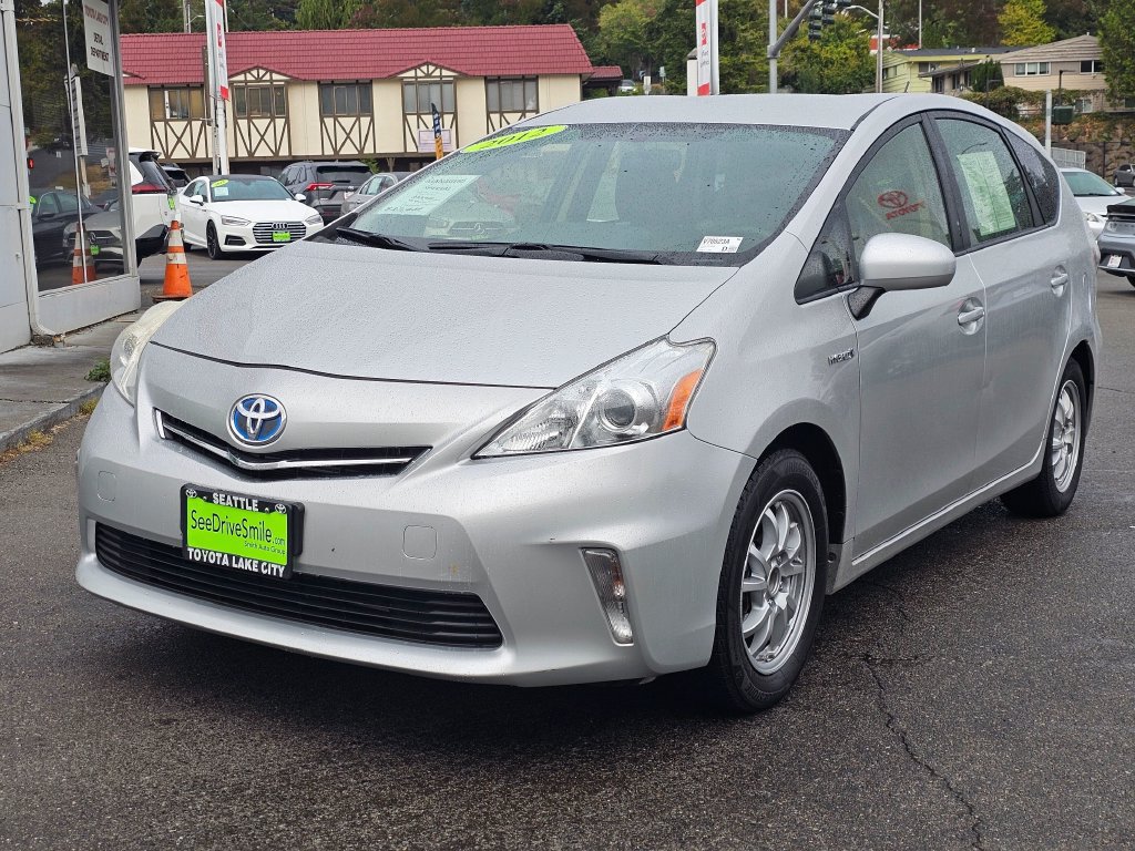 Used 2012 Toyota Prius V Three FWD image 3