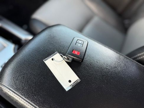 Used 2020 Toyota 4Runner SR5 Premium image 34