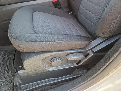 Used 2024 Ford Edge SE AWD/4WD image 21