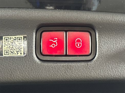 Certified 2024 Mercedes-Benz C 63 AMG S image 21