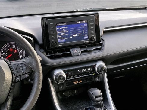 Used 2021 Toyota RAV4 XLE image 6