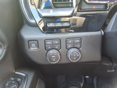 Certified 2025 Chevrolet Silverado 2500 High Country w/ Technology Package image 36