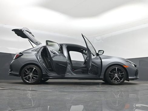 Used 2021 Honda Civic Sport image 7