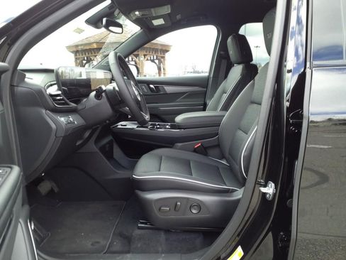 New 2025 Buick Enclave Sport Touring w/ Power Package image 4