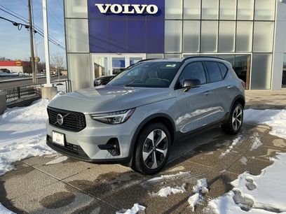 Certified 2025 Volvo XC40 B5 Plus