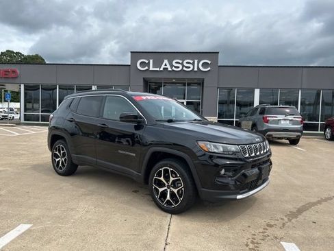 Used 2025 Jeep Compass Limited AWD/4WD image 1