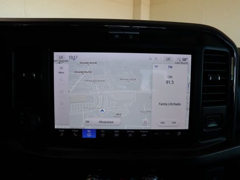 New 2026 Ford F250 Lariat w/ Black Appearance Package image 30