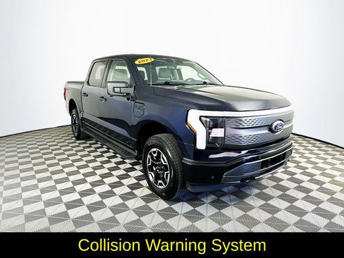 Used 2023 Ford F150 Lightning XLT image 3