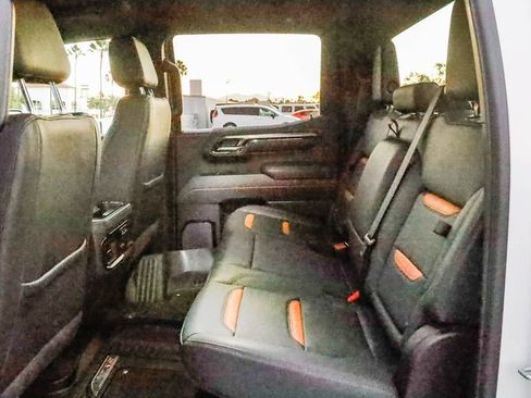 Used 2025 GMC Sierra 1500 AT4 image 18