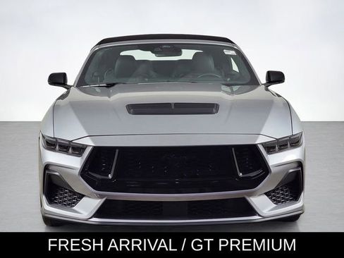 Used 2025 Ford Mustang GT Premium RWD image 8