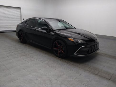 Used 2023 Toyota Camry LE FWD image 11