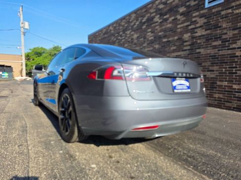 Used 2013 Tesla Model S RWD image 4