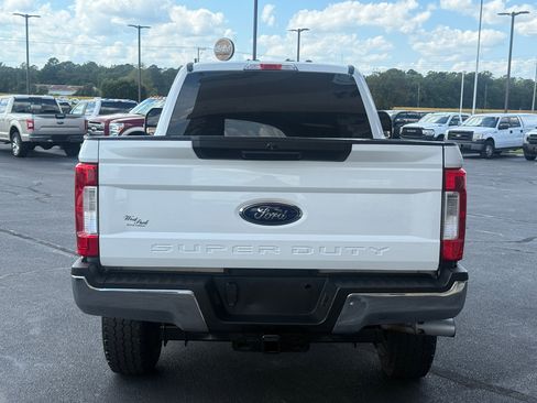 Used 2018 Ford F250 XLT image 4