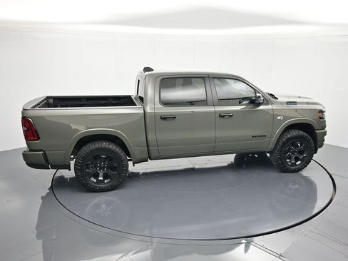 New 2026 RAM 1500 4x4 Crew Cab image 30