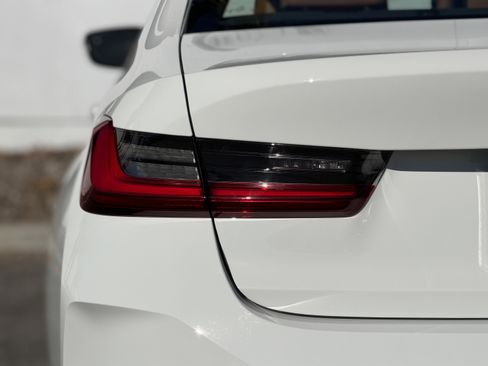 Used 2024 BMW 330i Sedan w/ Premium Package image 12