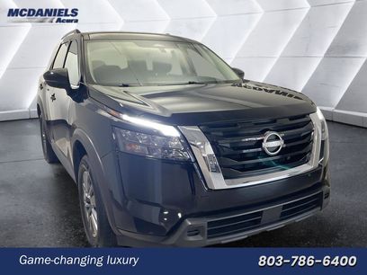 Used 2024 Nissan Pathfinder SV