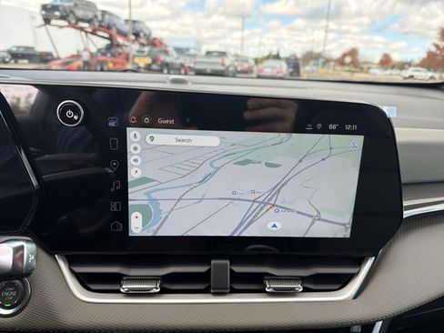 New 2026 Chevrolet Equinox LT w/ Convenience Package II image 17