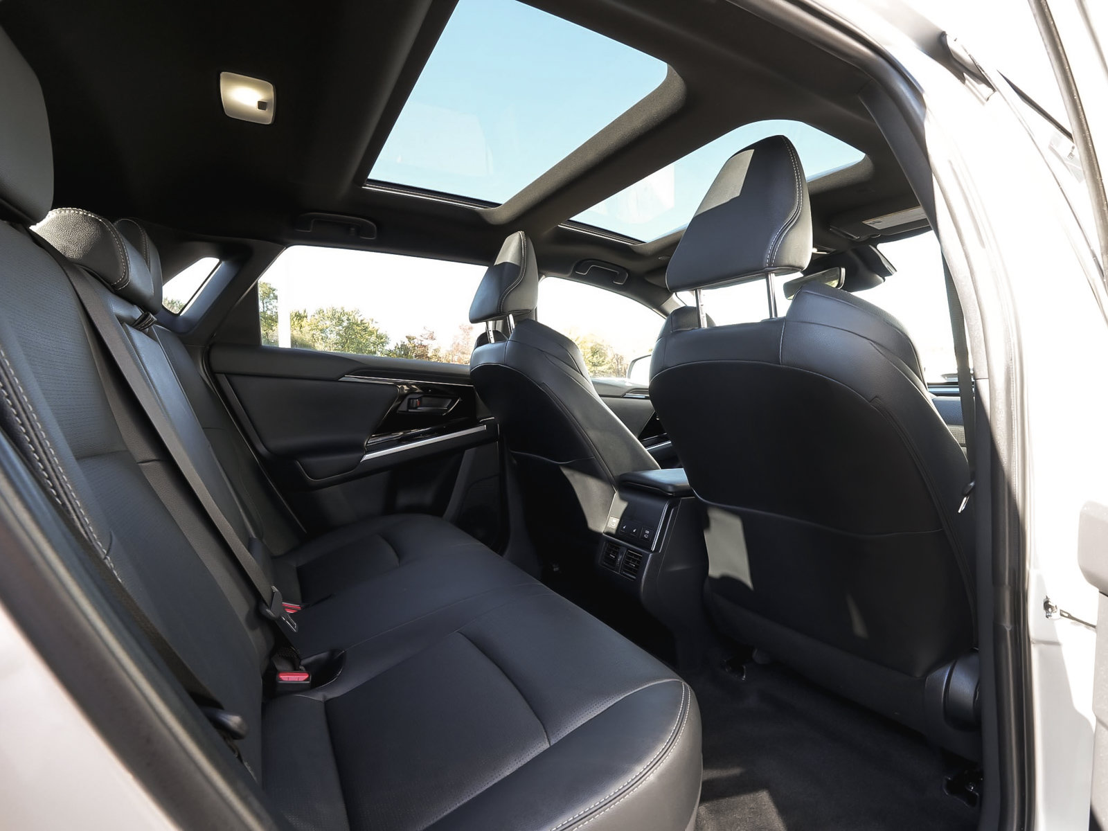 Used 2024 Toyota bZ4X AWD w/ Weather Package image 38