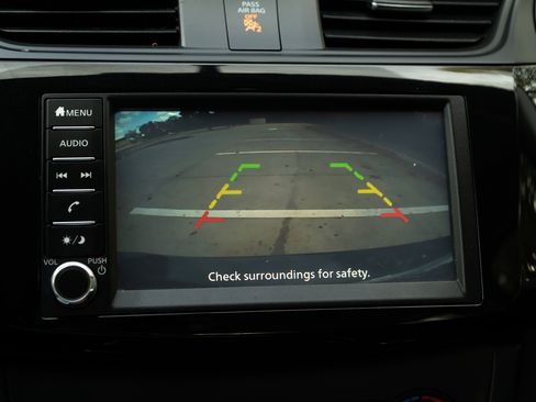 Used 2019 Nissan Sentra S image 30