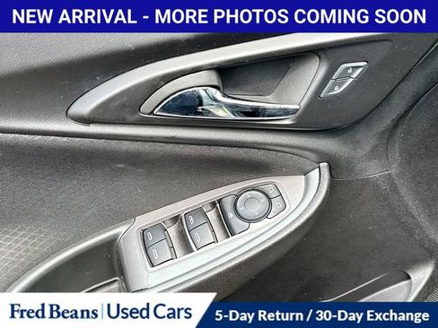 Used 2024 Chevrolet Malibu LT FWD image 1