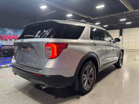 Used 2023 Ford Explorer XLT w/ Equipment Group 202A AWD/4WD image 6