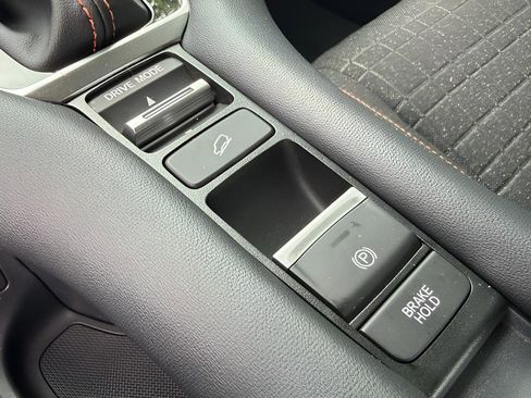 Certified 2024 Honda HR-V Sport image 29