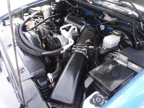 Used 1999 GMC Sonoma SLS w/ Convenience Group image 25