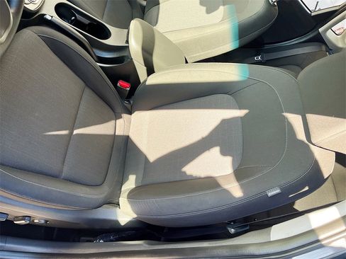 Used 2023 Hyundai Kona SEL w/ Cargo Package image 18