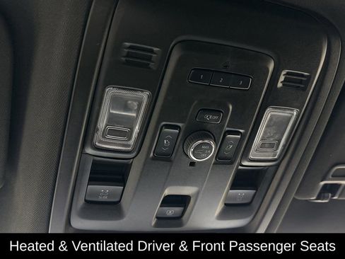 Used 2022 GMC Yukon AT4 image 28