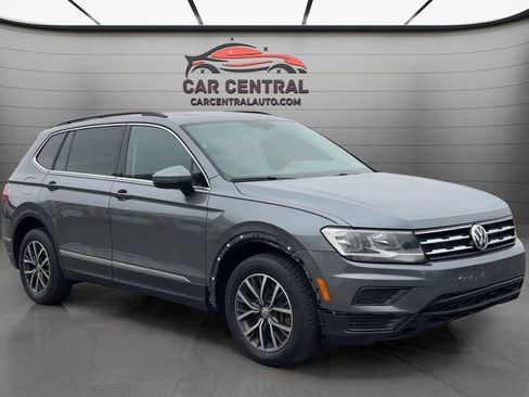 Used 2020 Volkswagen Tiguan SE image 7