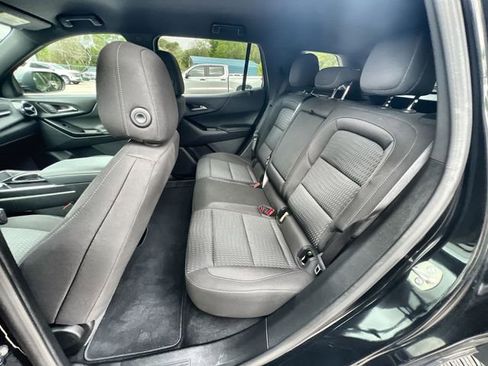 Used 2025 Chevrolet Equinox LT image 24